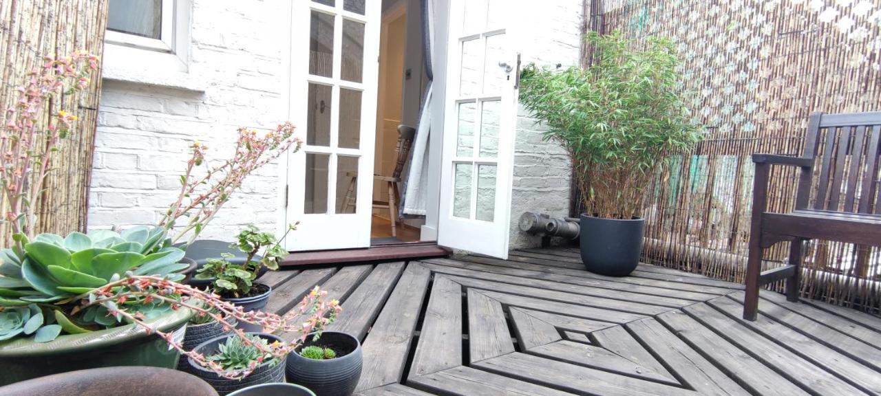 Windsor Cottage: Cosy, Charming, Full Of Character Exterior photo